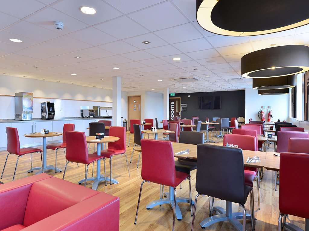 Travelodge London Finchley 餐厅 照片